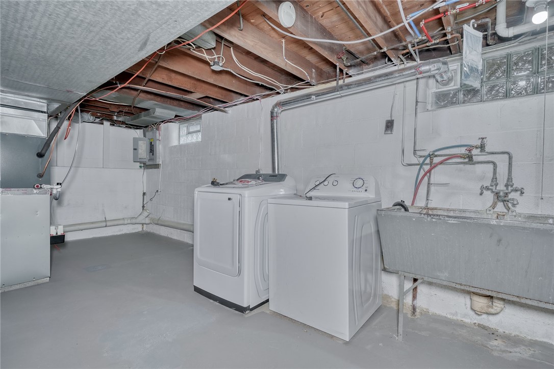 76 Valley View Crescent Irondequoit, NY 14617 - Photo 38 of 47