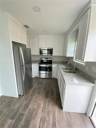 $900 | 2106 Taxco Court, Unit 1, Edinburg, TX 78542