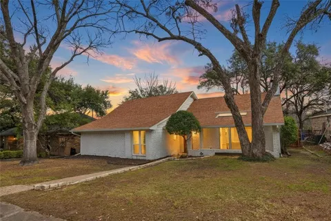 $749,900 | 7728 Lemmonwood Drive, Dallas, TX 75231