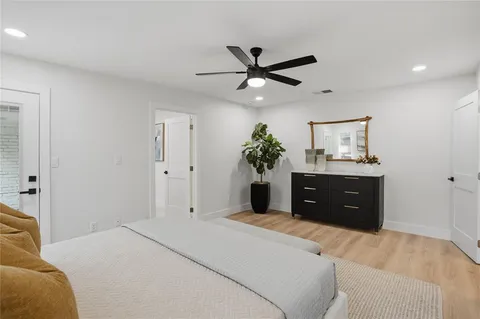 $749,900 | 7728 Lemmonwood Drive, Dallas, TX 75231