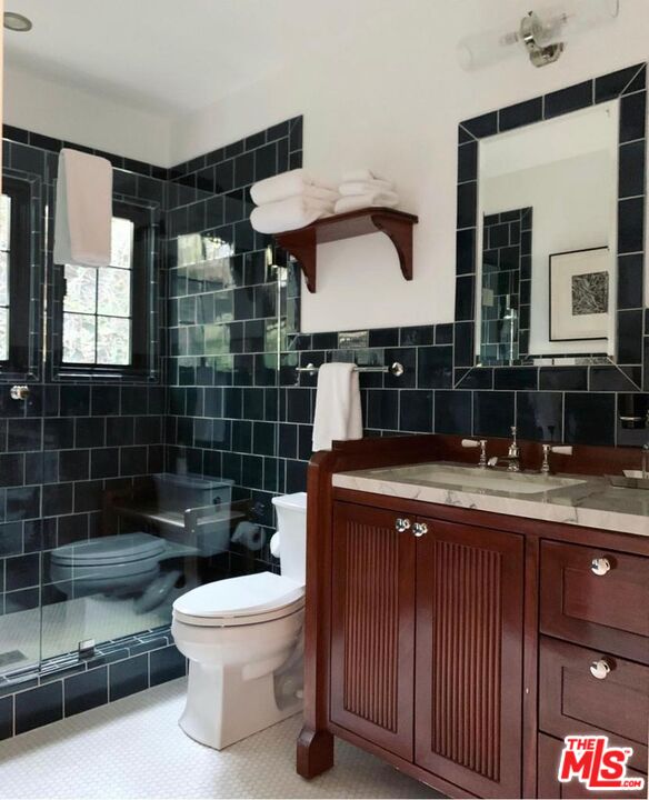 1434 North Spaulding Avenue Los Angeles, CA 90046 - Photo 12 of 19