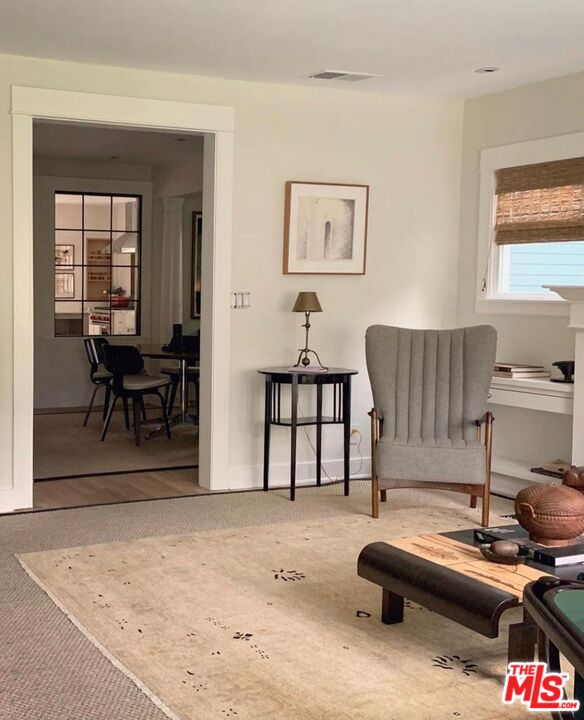 1434 North Spaulding Avenue Los Angeles, CA 90046 - Photo 7 of 19