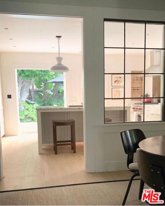 1434 North Spaulding Avenue Los Angeles, CA 90046 - Photo 8 of 19