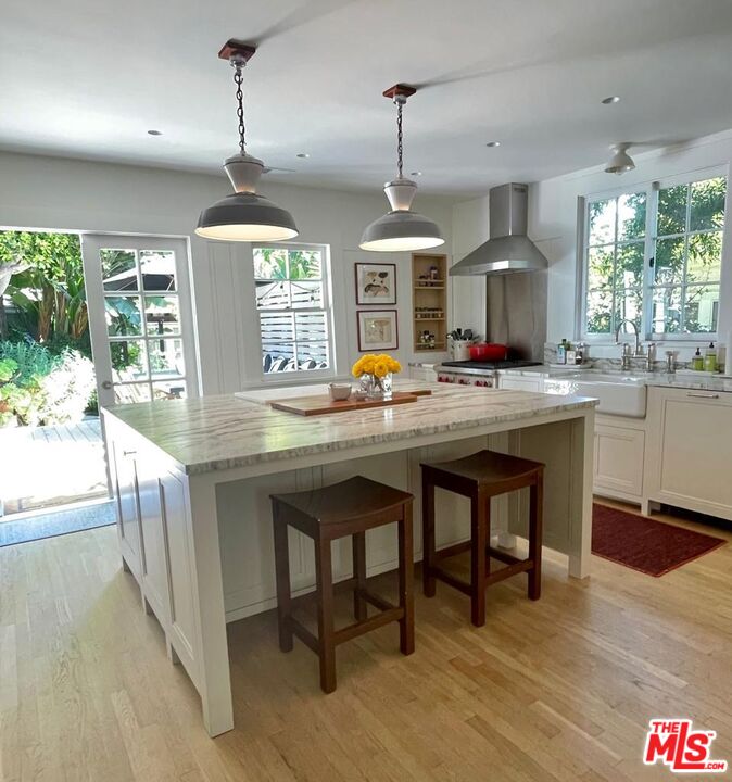 1434 North Spaulding Avenue Los Angeles, CA 90046 - Photo 10 of 19