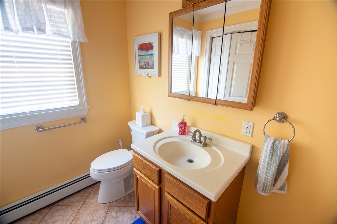 25 Sycamore Drive Westerly, RI 02891 - Photo 10 of 21