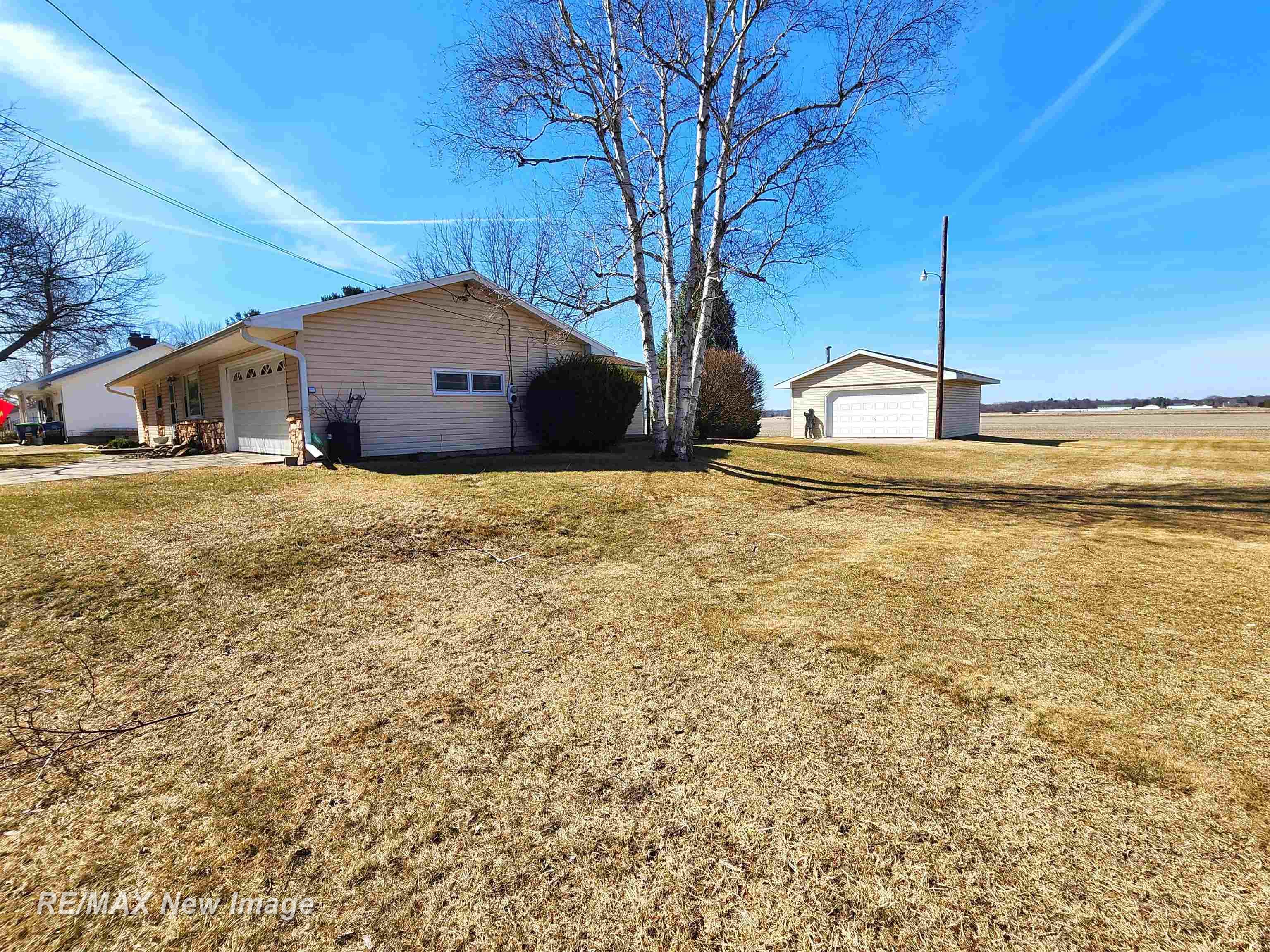 1140 South Miller Road Saginaw, MI 48609 - Photo 5 of 54 50168693-0f25bbd2-d67e-4113-ae2f-b32993d9fdfa.JPG