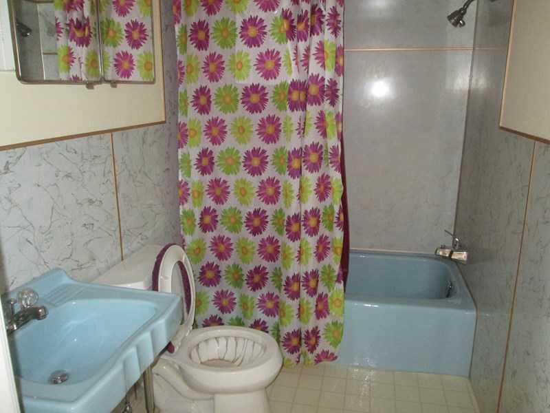 48 Poplar Street Millinocket, ME 04462 - Photo 18 of 34 Bathroom.