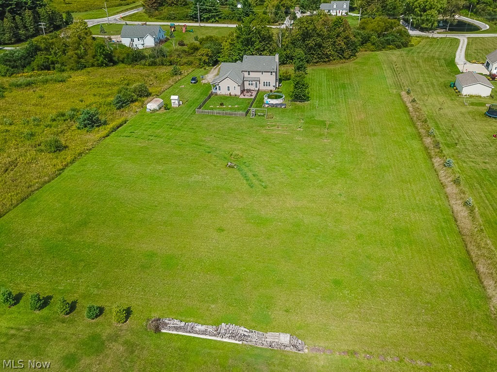14333 Radcliffe Road Chardon, OH 44024 - Photo 6 of 33