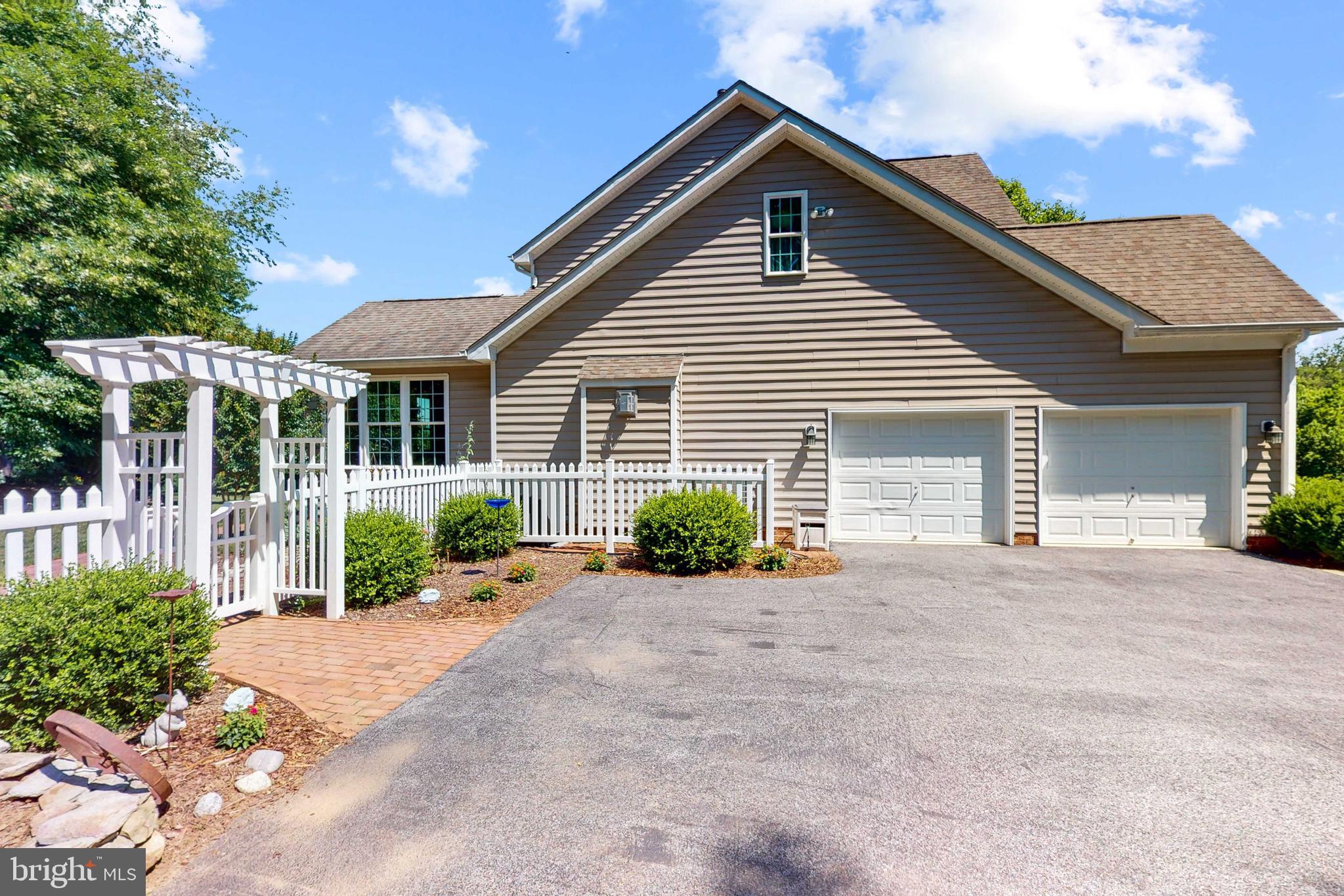 3258 Bidle Road Middletown, MD 21769 - Photo 54 of 62 Lots of parking area