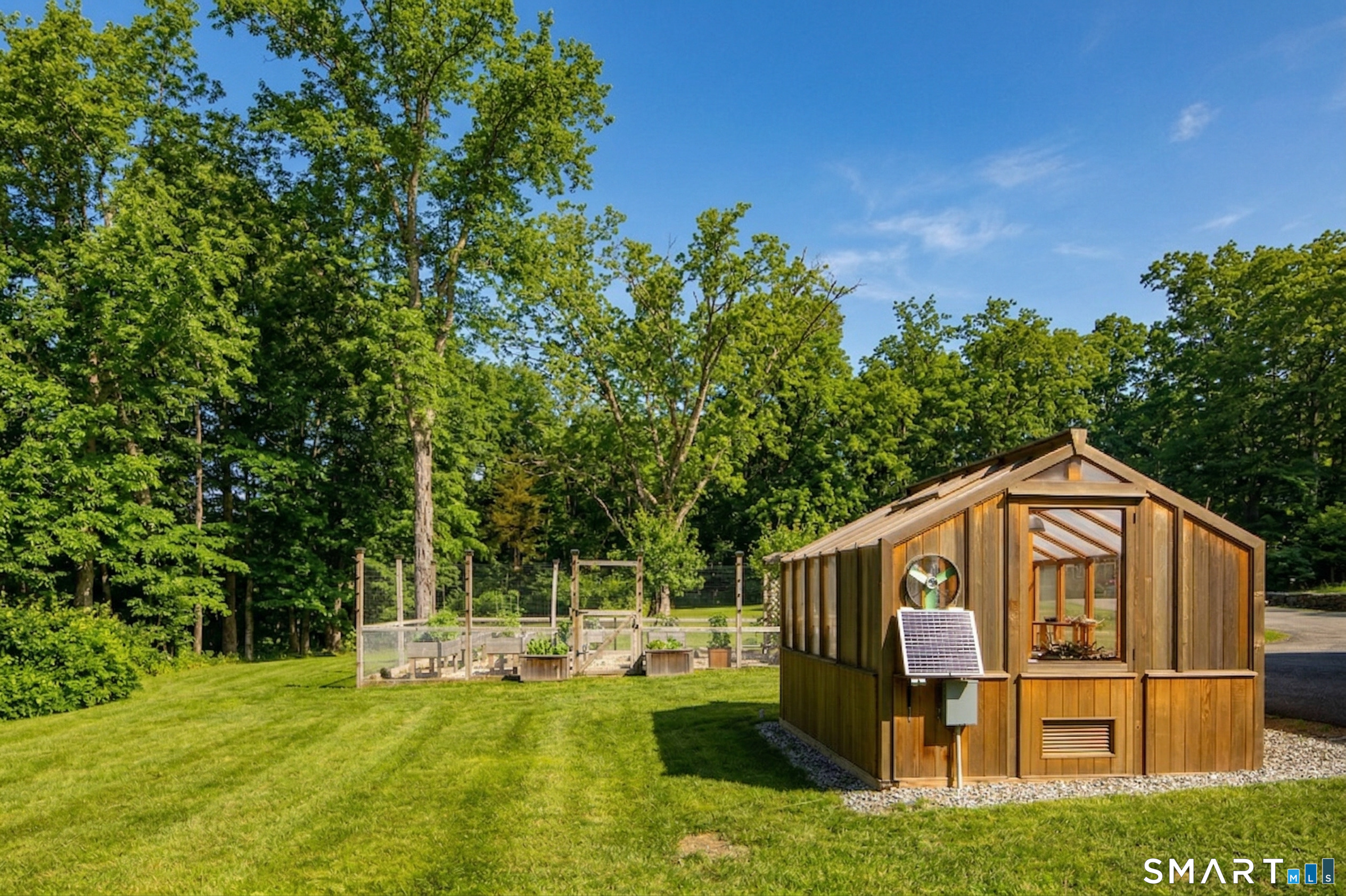 27 Smoke Ridge Drive Sherman, CT 06784 - Photo 38 of 40 Garden - Virtually enhanced, seasonally adjusted