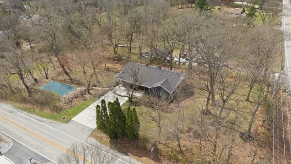 $589,500 | 11904 South 86th Avenue, Palos Park, IL 60464