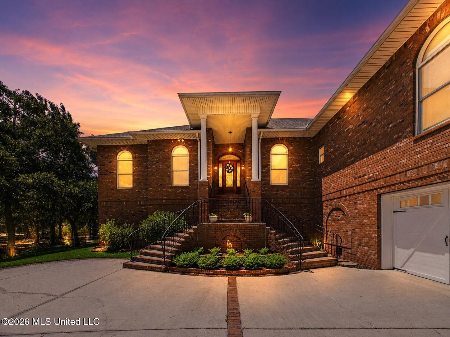 2816 Eagle Pine Drive Ocean Springs, MS 39564 - Photo 2 of 41 Twilight photo