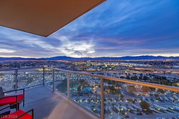 $629,900 | 8255 South Las Vegas Boulevard, Unit 2002, Las Vegas, NV 89123