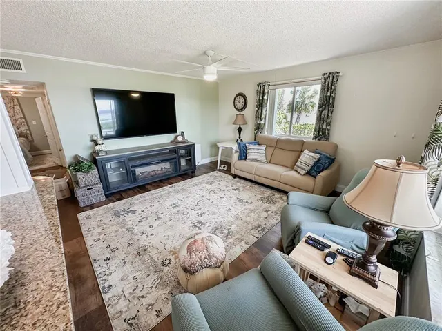 $159,000 | 1600 West Lake Parker Drive, Unit A6, Lakeland, FL 33805