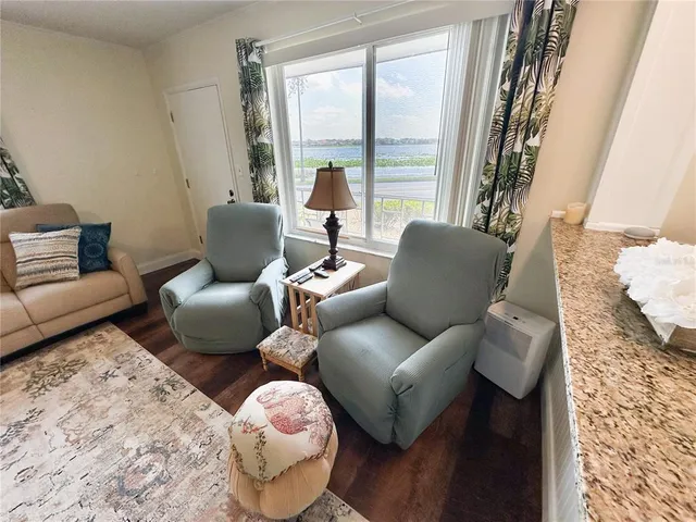 $159,000 | 1600 West Lake Parker Drive, Unit A6, Lakeland, FL 33805