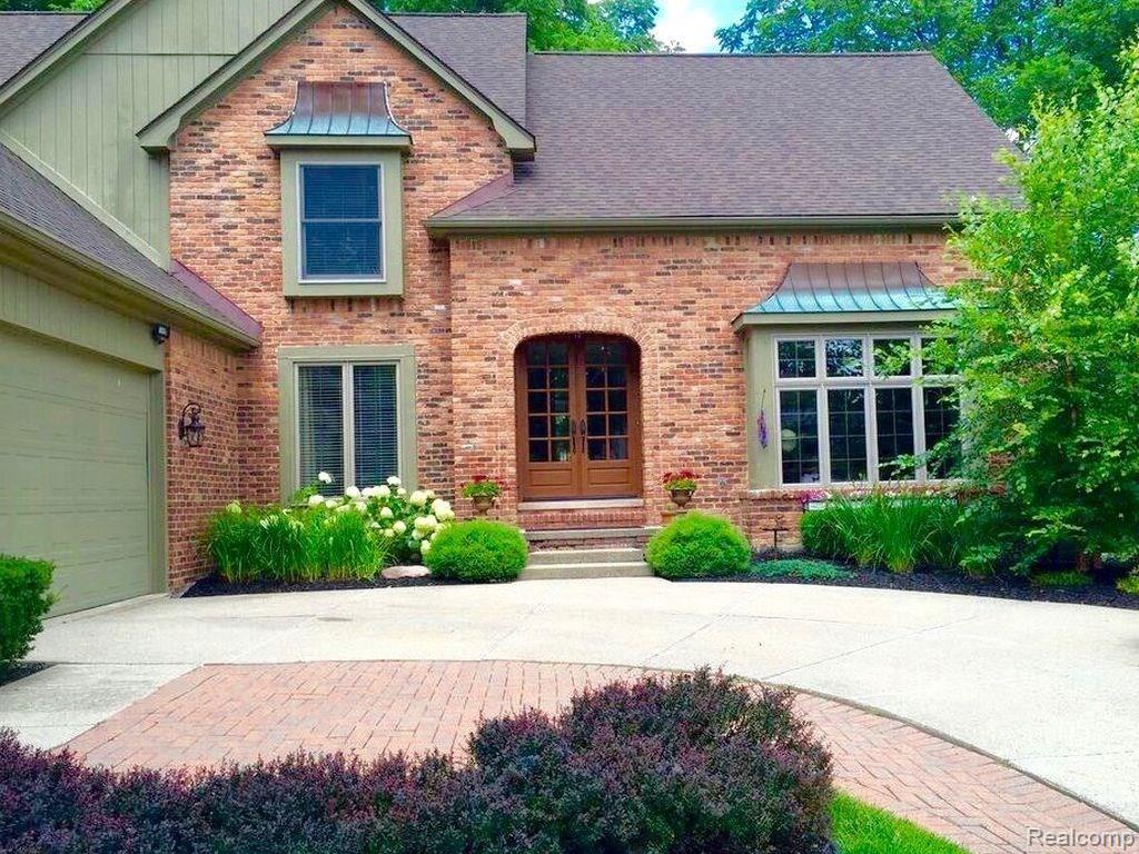 688 Snowmass Drive Rochester Hills, MI 48309 - Photo 2 of 45