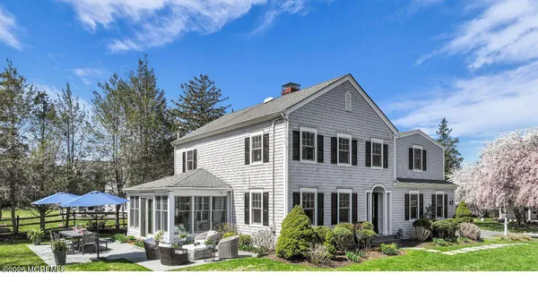 $2,550,000 | 1 South Cherry Lane, Rumson, NJ 07760