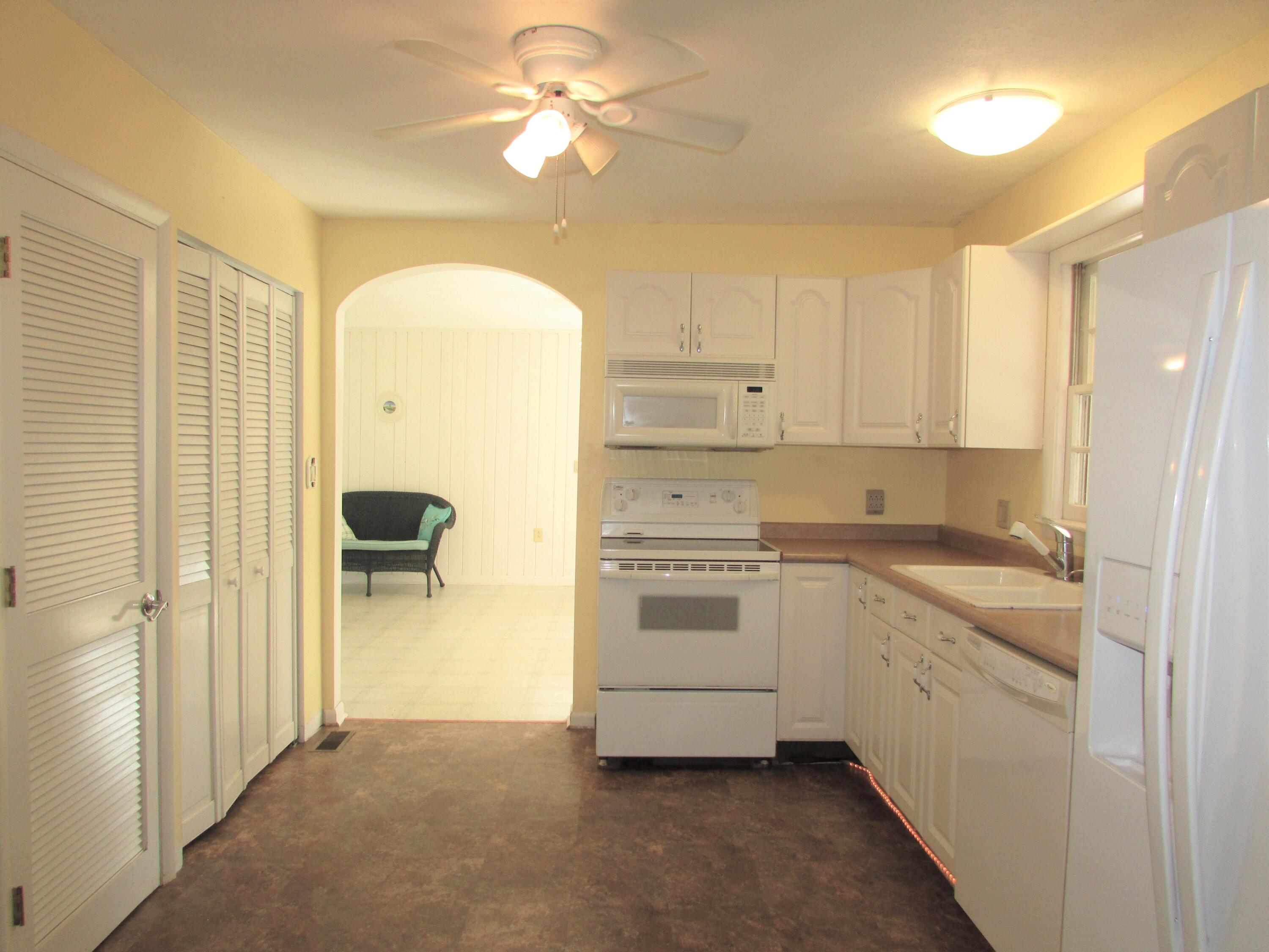990 Rittertown Road Hampton, TN 37658 - Photo 33 of 45 990 Rittertown Road Hampton TN 37658 (47