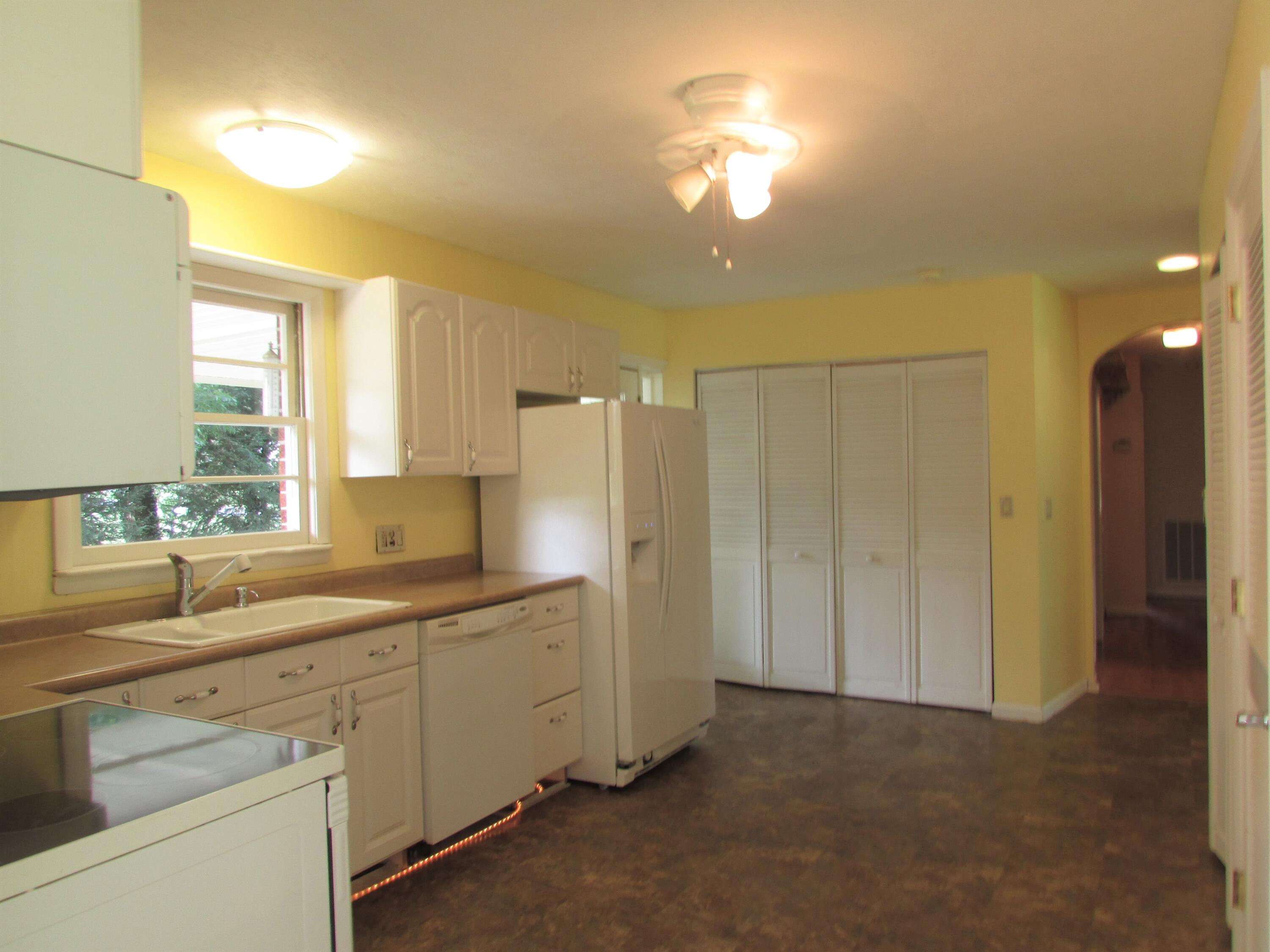 990 Rittertown Road Hampton, TN 37658 - Photo 34 of 45 990 Rittertown Road Hampton TN 37658 (48