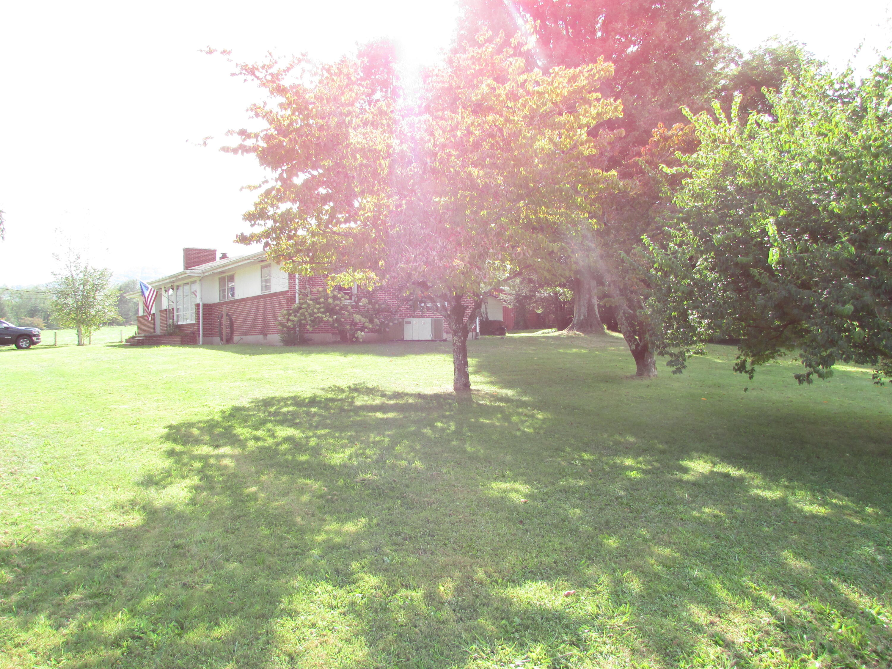 990 Rittertown Road Hampton, TN 37658 - Photo 10 of 45 990 Rittertown Road Hampton TN 37658 (14