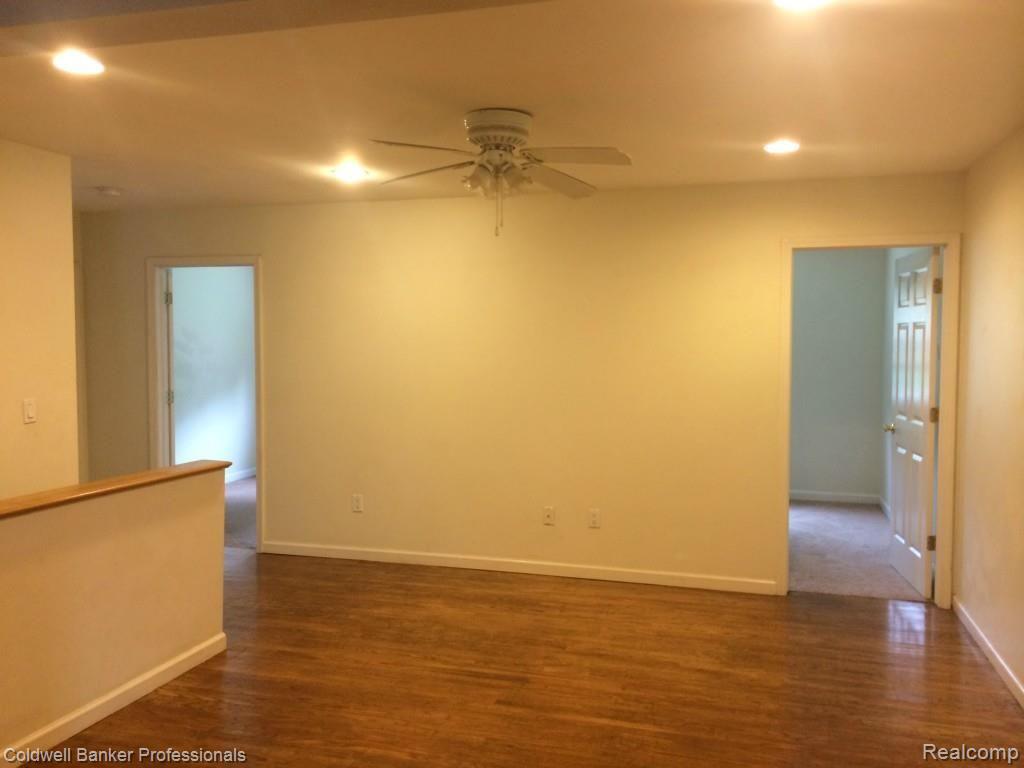 9460 North Eston Road Clarkston, MI 48348 - Photo 1 of 15