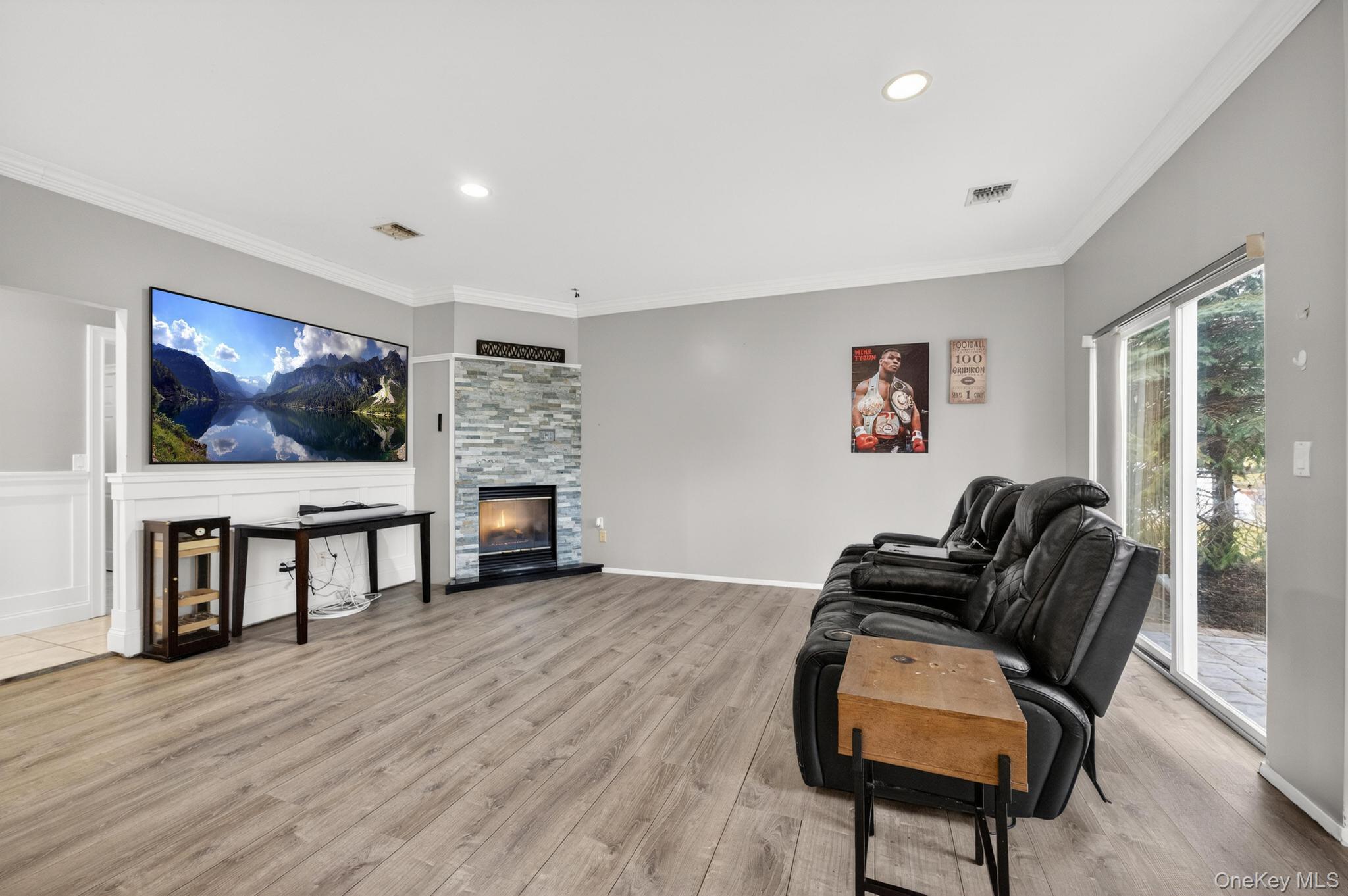 27 Hamlet Drive Commack, NY 11725 - Photo 17 of 40