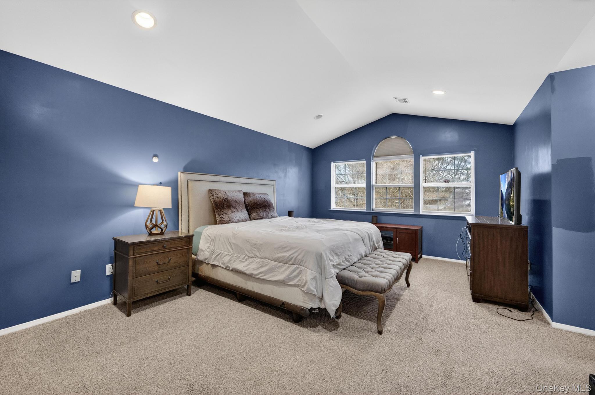 27 Hamlet Drive Commack, NY 11725 - Photo 21 of 40