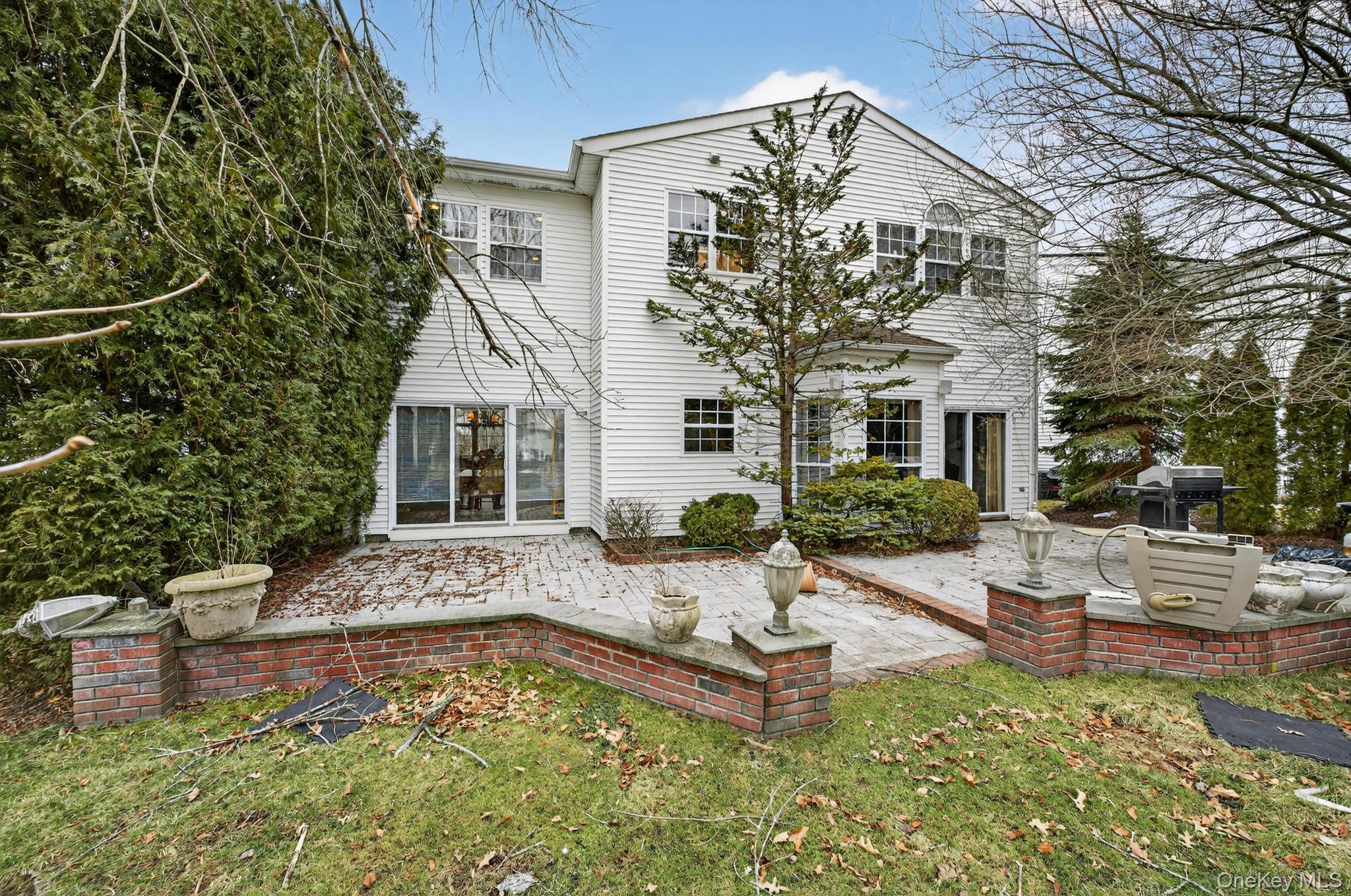 27 Hamlet Drive Commack, NY 11725 - Photo 29 of 40