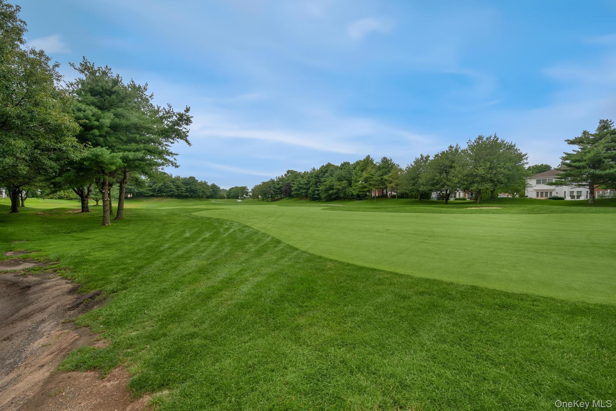 27 Hamlet Drive Commack, NY 11725 - Photo 40 of 40