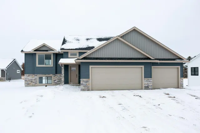 $362,900 | 893 North Grant Street, Ellsworth, WI 54011