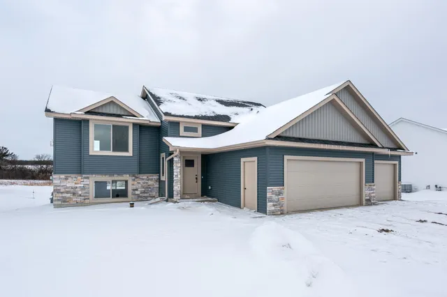 $362,900 | 893 North Grant Street, Ellsworth, WI 54011