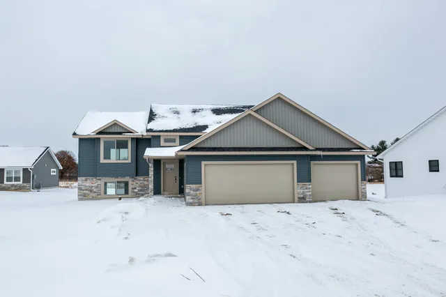 $362,900 | 893 North Grant Street, Ellsworth, WI 54011