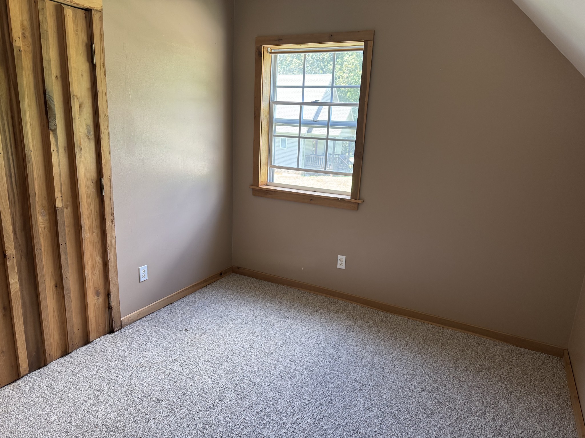 11175 Highway 147 Stewart, TN 37175 - Photo 15 of 29 a view of an empty room with a window