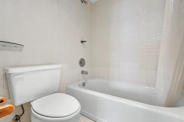 $294,900 | 2707 Northeast 14th Street Causeway, Unit 305, Pompano Beach, FL 33062