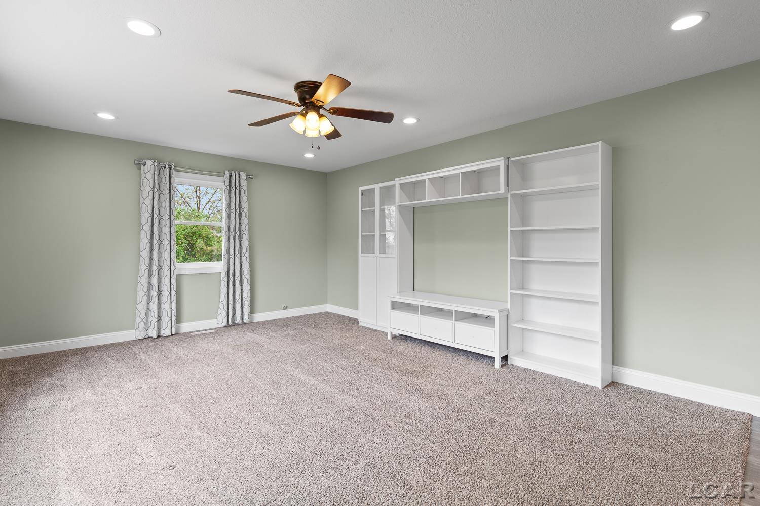 8080 Burton Road Adrian, MI 49221 - Photo 18 of 44 50174465-5fc768a0-9fea-4add-8dfd-a16fed0362f0.JPG