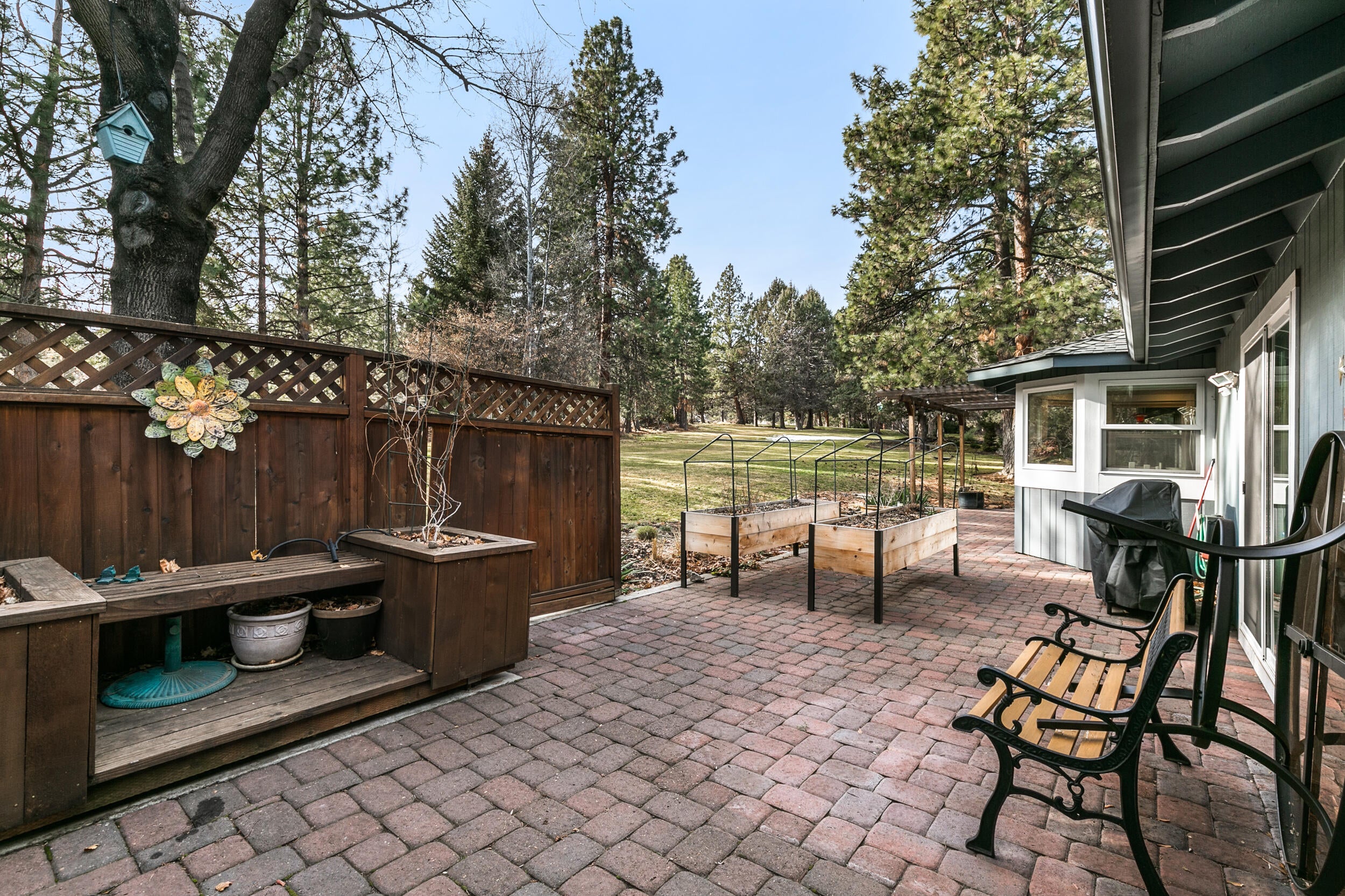 20467 Whistle Punk Road Bend, OR 97702 - Photo 22 of 46 16.0