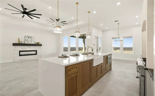 en view of an empty room with a window