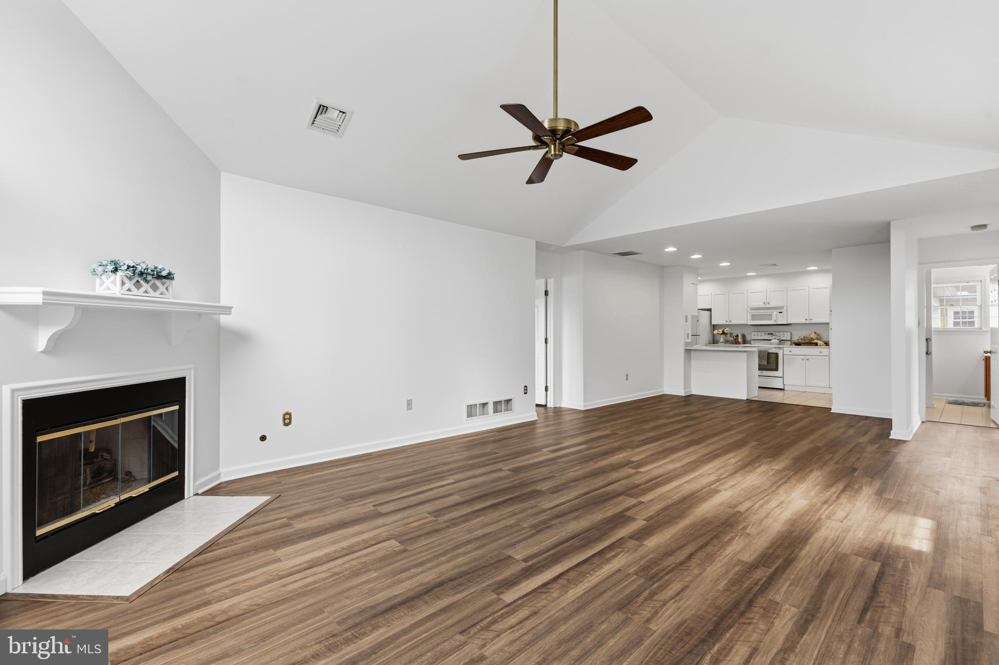 3301 Shellers Bend, Unit 941 State College, PA 16801 - Photo 9 of 29
