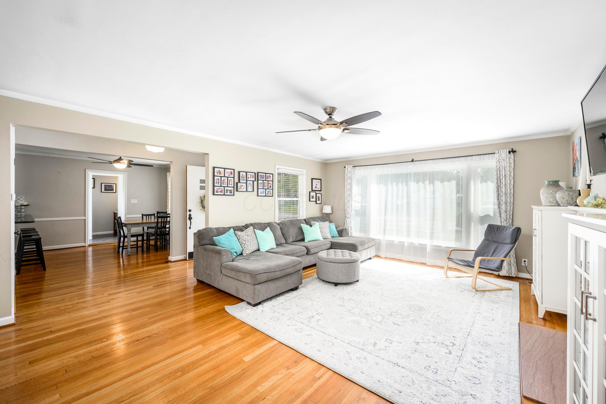 3131 Redding Road Columbus, OH 43221 - Photo 4 of 34 5