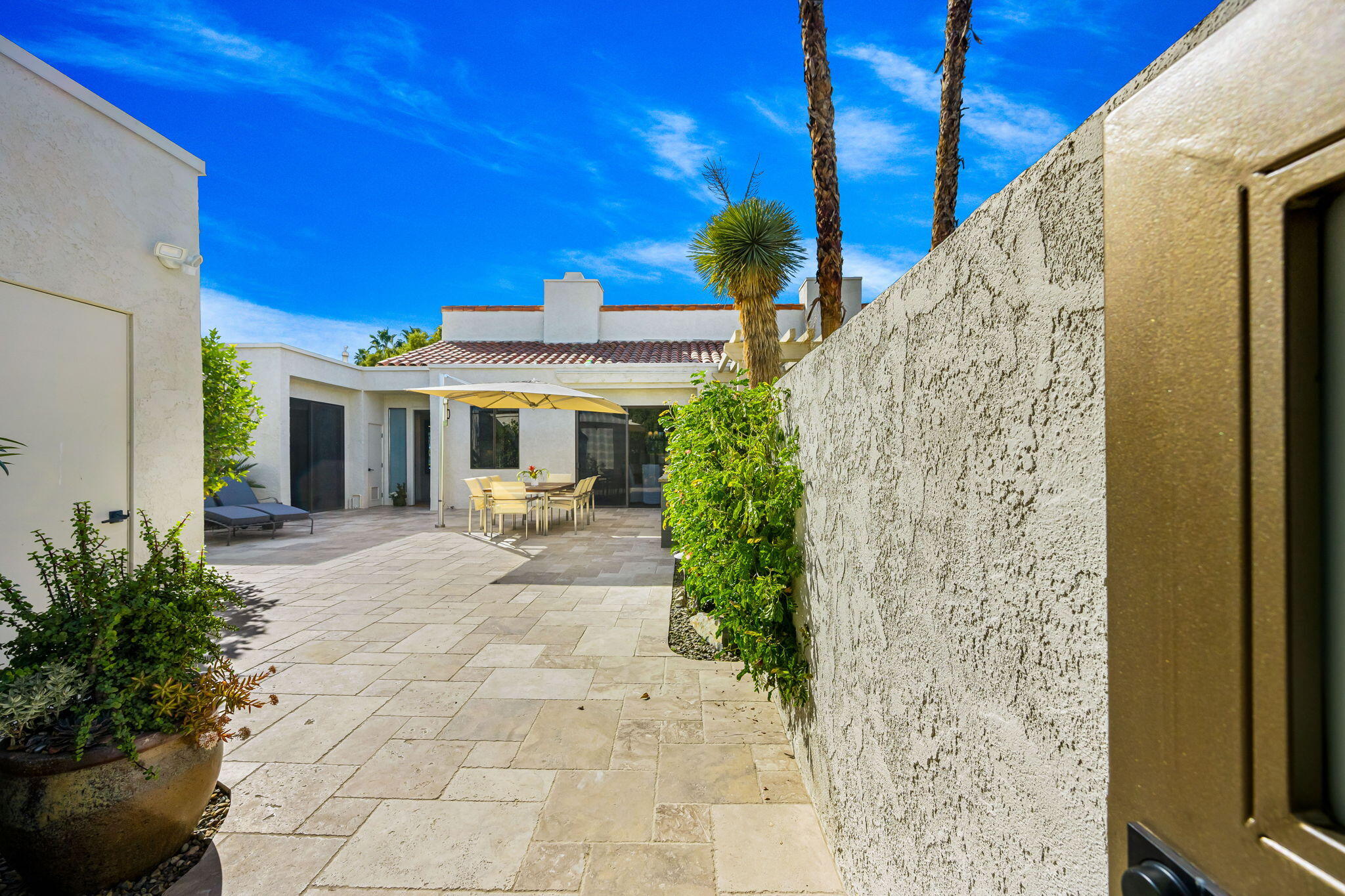 730 Inverness Drive Rancho Mirage, CA 92270 - Photo 6 of 42 Patio Entry