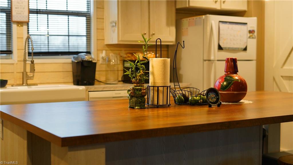 10897 Park Springs Road Ruffin, NC 27326 - Photo 9 of 24 Gallery Image 9