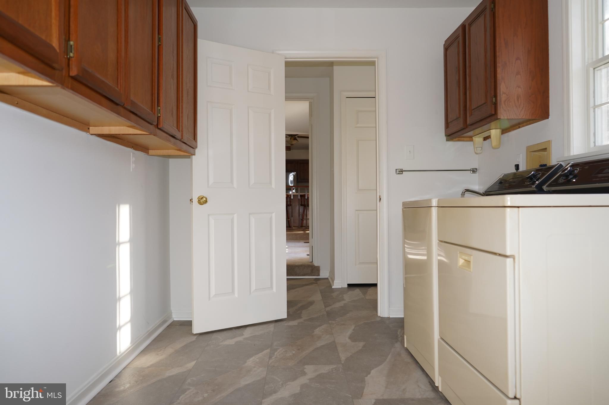 7323 O'Keefe Road Bealeton, VA 22712 - Photo 14 of 48 Laundry room with brand new flooring.