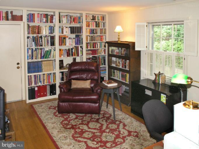 1308 Deep Run Lane Reston, VA 20190 - Photo 17 of 30 Library with Built-ins