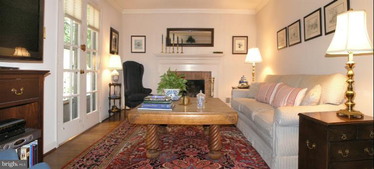 1308 Deep Run Lane Reston, VA 20190 - Photo 22 of 30 Family Room