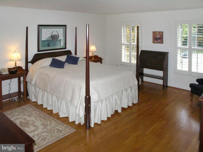 1308 Deep Run Lane Reston, VA 20190 - Photo 23 of 30 Bedroom (Master)