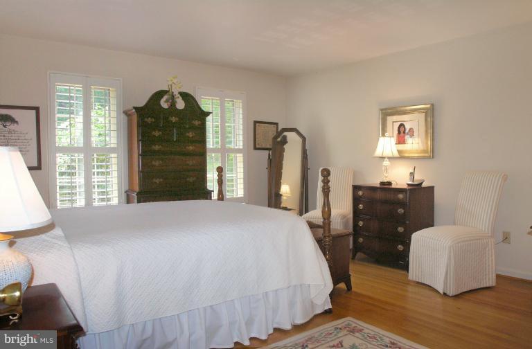1308 Deep Run Lane Reston, VA 20190 - Photo 6 of 30 Bedroom 2