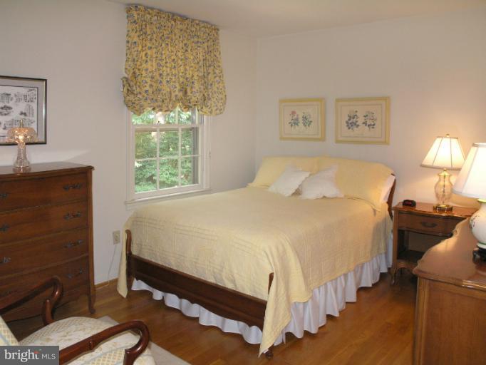 1308 Deep Run Lane Reston, VA 20190 - Photo 8 of 30 Bedroom 4