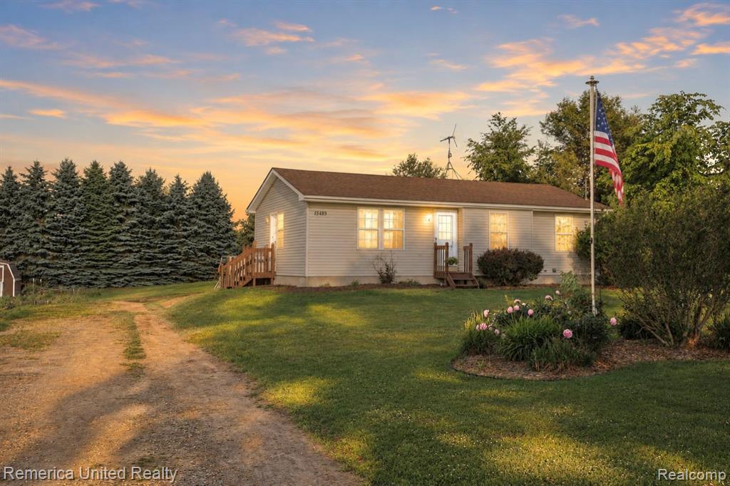 15489 Bird Road Linden, MI 48451 - Photo 1 of 42