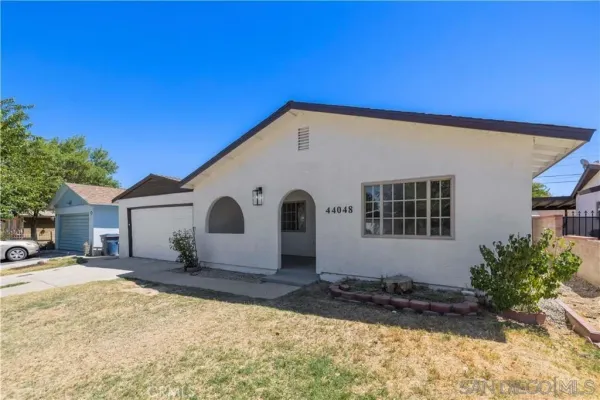 $450,000 | 44048 Elm Avenue, Lancaster, CA 93534