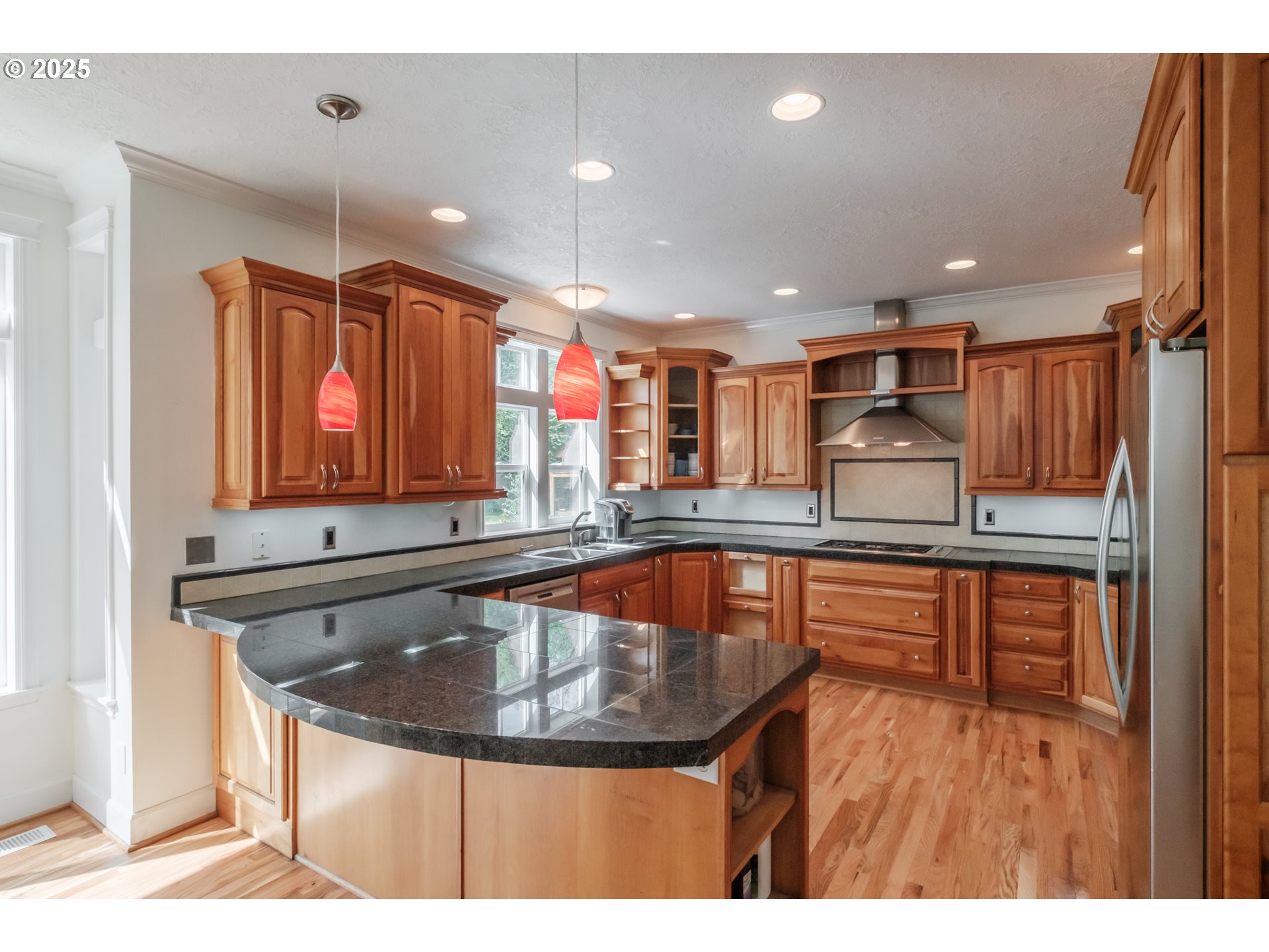 1932 Wallace Road Northwest Salem, OR 97304 - Photo 11 of 48 Kitchen
